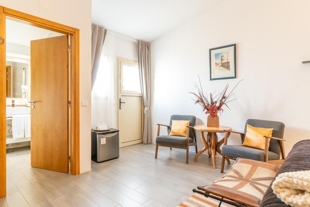 Horta Da Coutada Hotel Монсарас Екстериор снимка